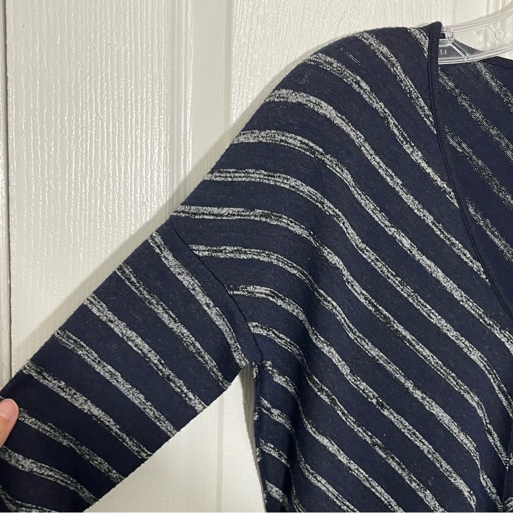 Rag & Bone Navy and Gray Striped Hudson Vee V-Neck Long Sleeve Blouse | size XS - Picture 5 of 9